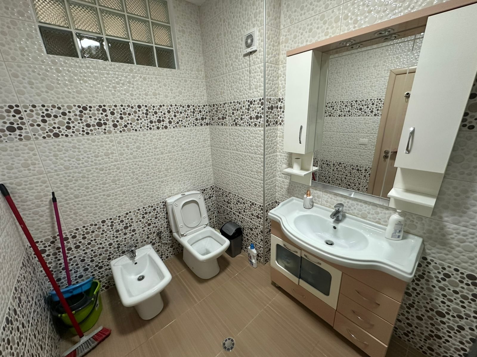 WhatsApp Image 2025-08-28 at 08.48.05 (1)