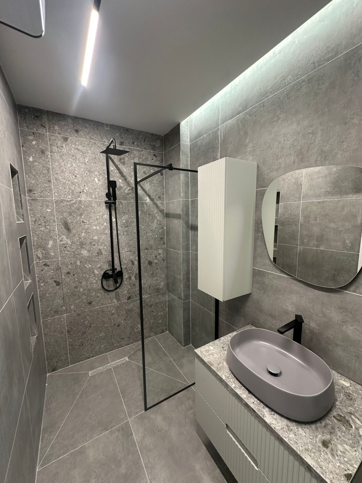 WhatsApp Image 2025-10-21 at 18.12.27 (1)