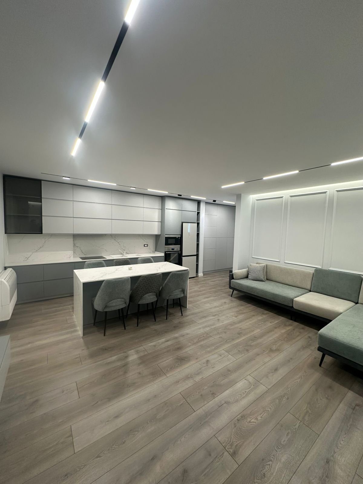 WhatsApp Image 2025-10-21 at 18.12.30 (2)