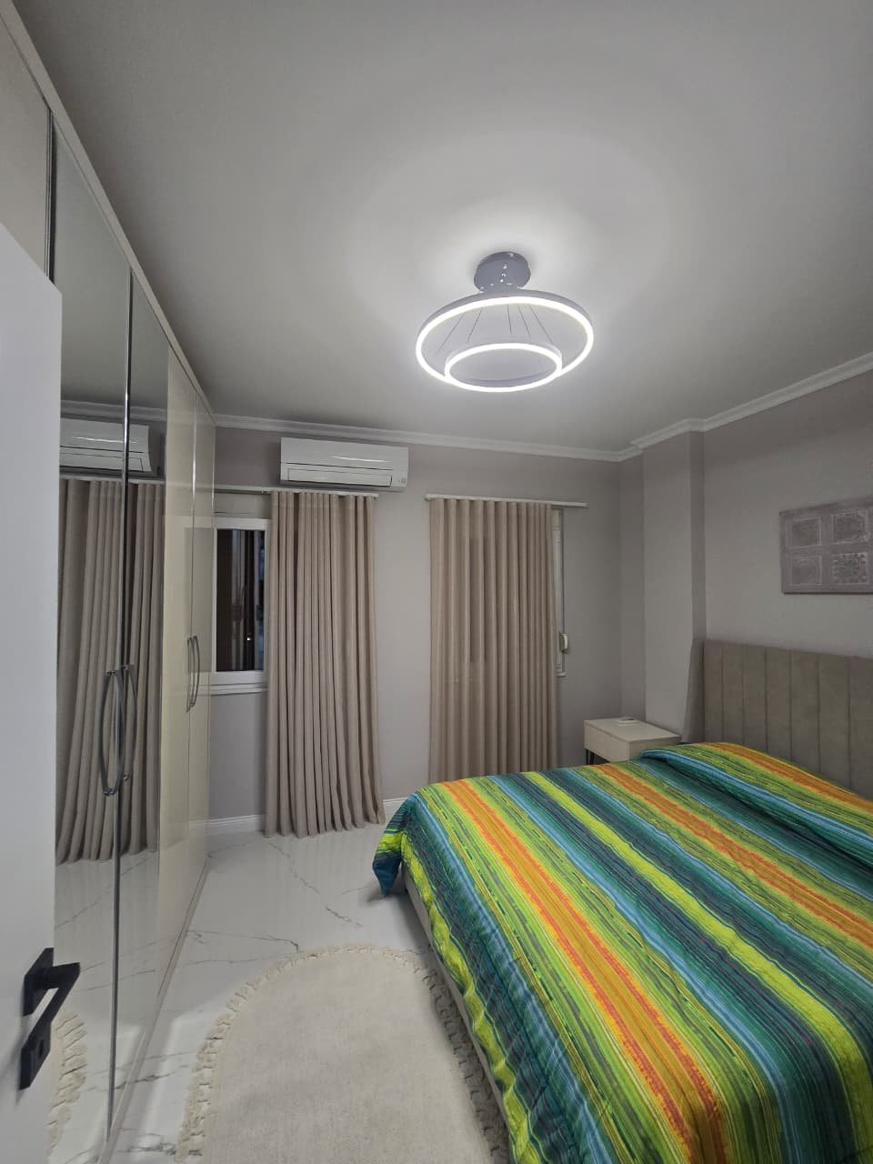 WhatsApp Image 2025-11-01 at 09.06.13 (1)