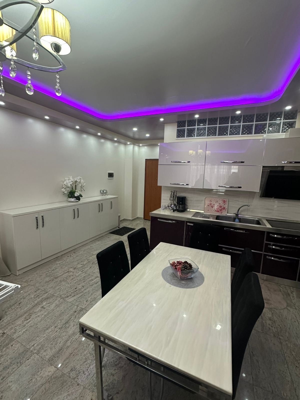 WhatsApp Image 2025-11-18 at 15.08.01 (1)